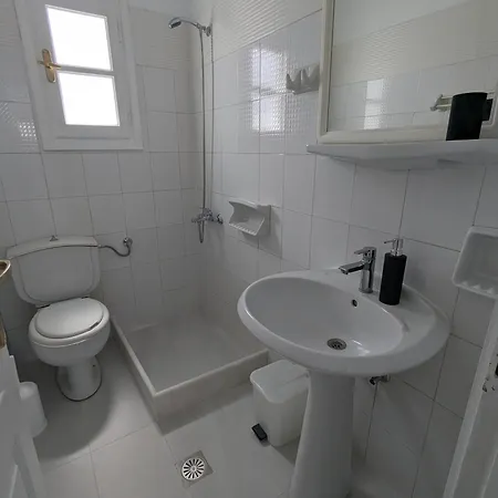 Barbaras Aparthotel Naousa (Paros)