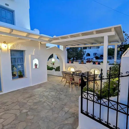 Aparthotel Barbaras Naousa (Paros)